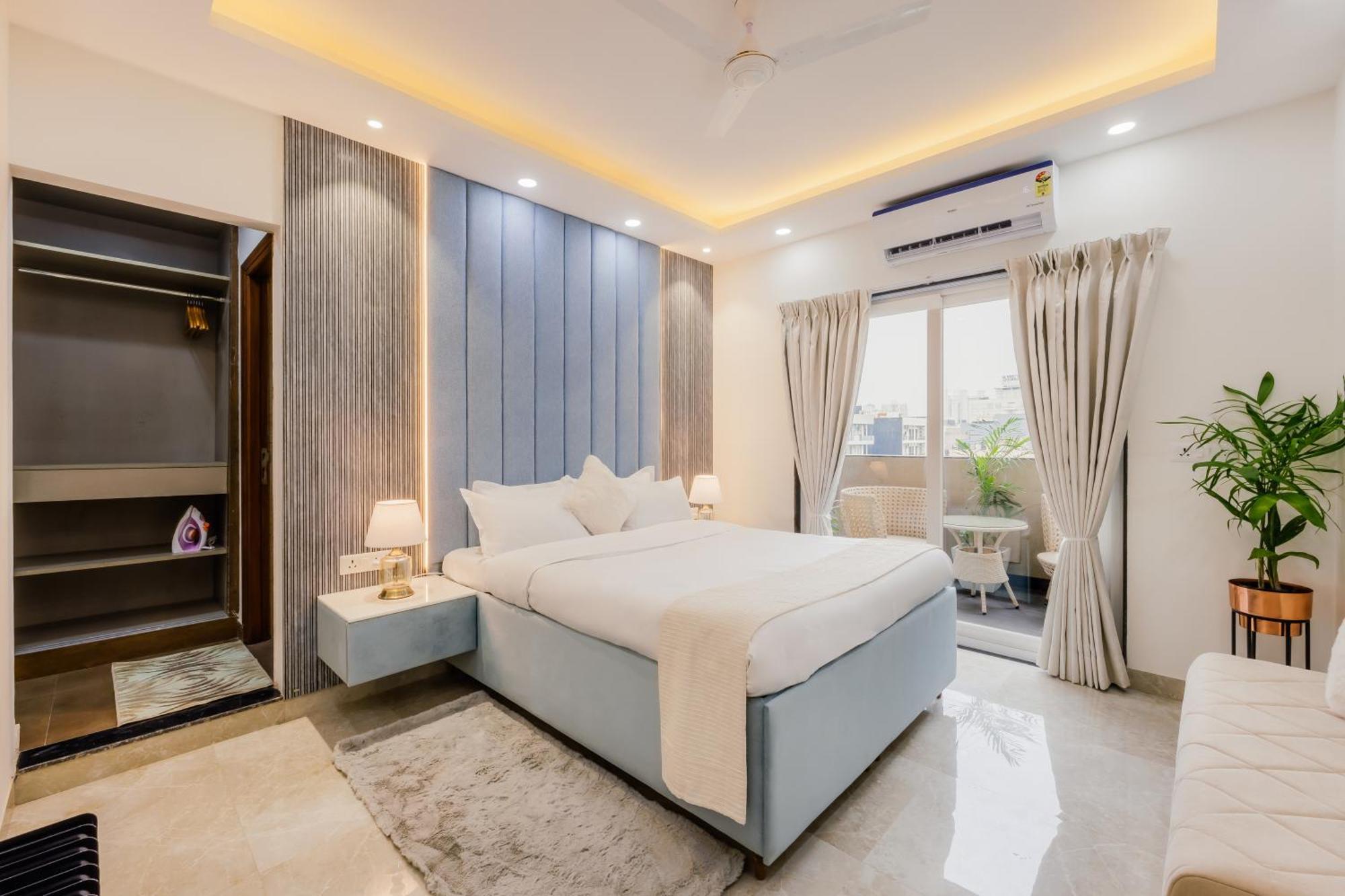 Kyomi Service Apartments Ґурґаон Екстер'єр фото