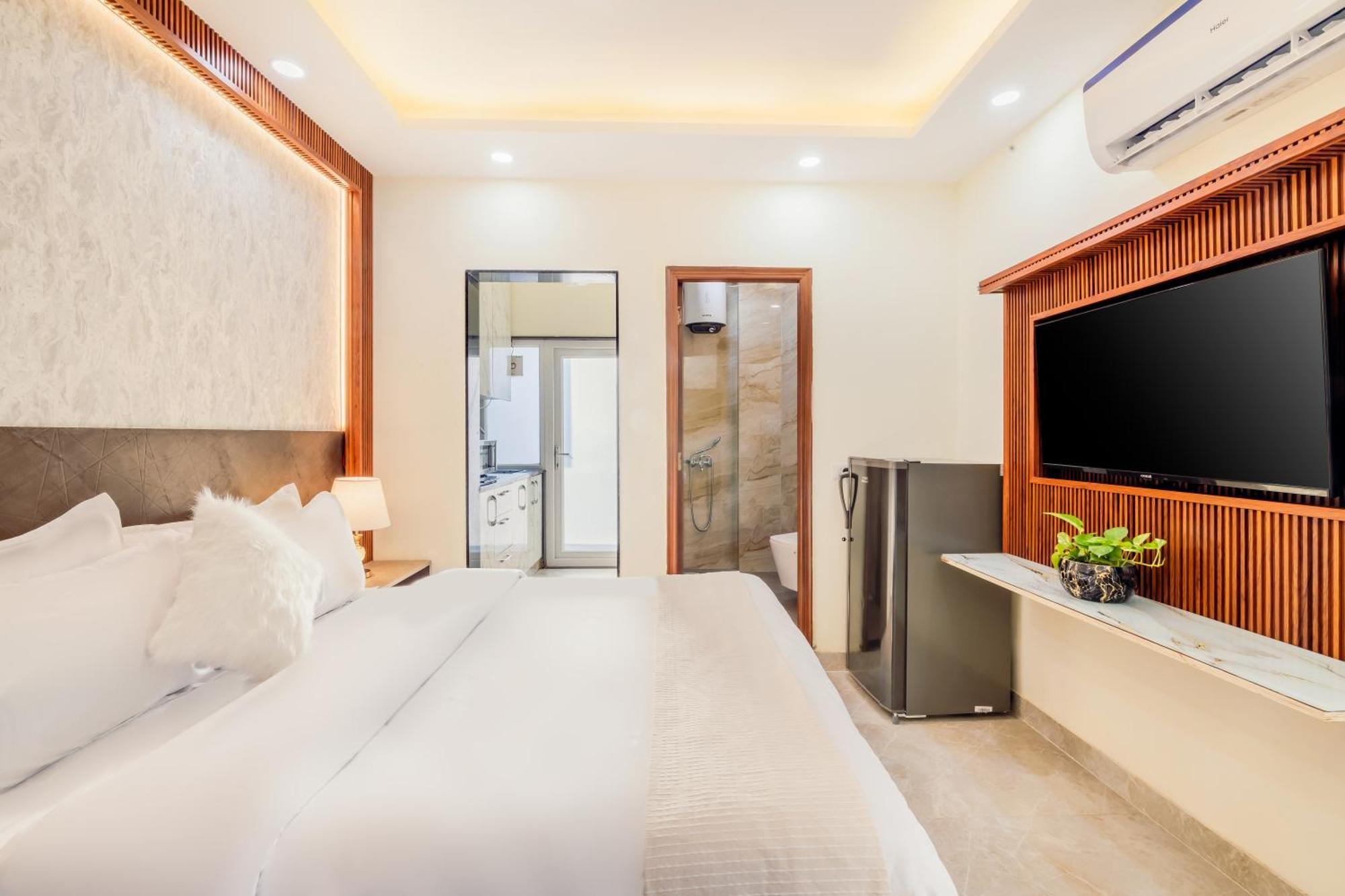 Kyomi Service Apartments Ґурґаон Екстер'єр фото